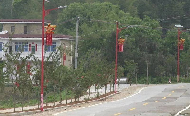568盞路燈亮化暖民心“點亮”廣東河源平遠(yuǎn)縣仁居鎮(zhèn)沿途1.4萬村民出行路